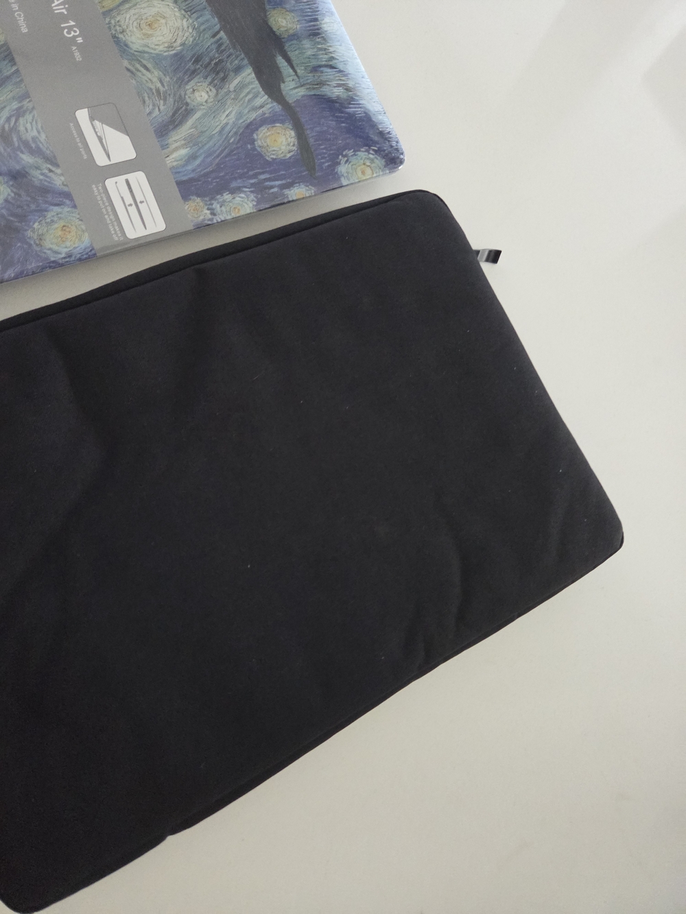 Apple Black Men's Laptop Sleeve